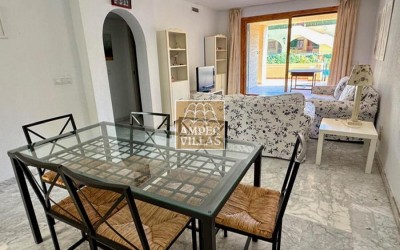 Apartment in Puerto Marina Greenwich, Altea, a beach front residential development.